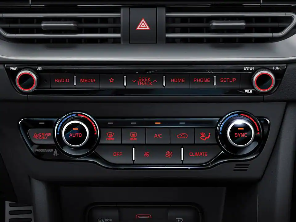 kia-pop-niro-de-pe-20my-interior-07-w